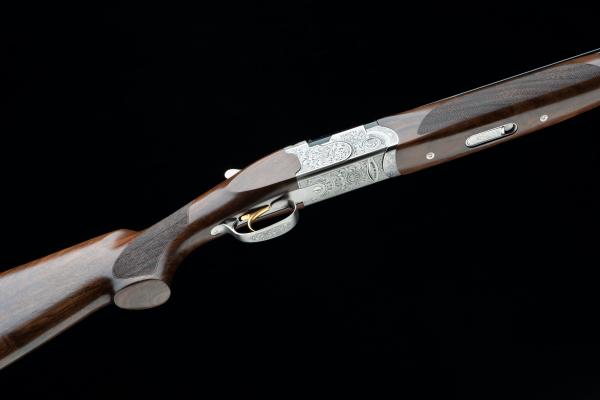 687-Silver-Pigeon-V_12ga_RHa_black.jpg